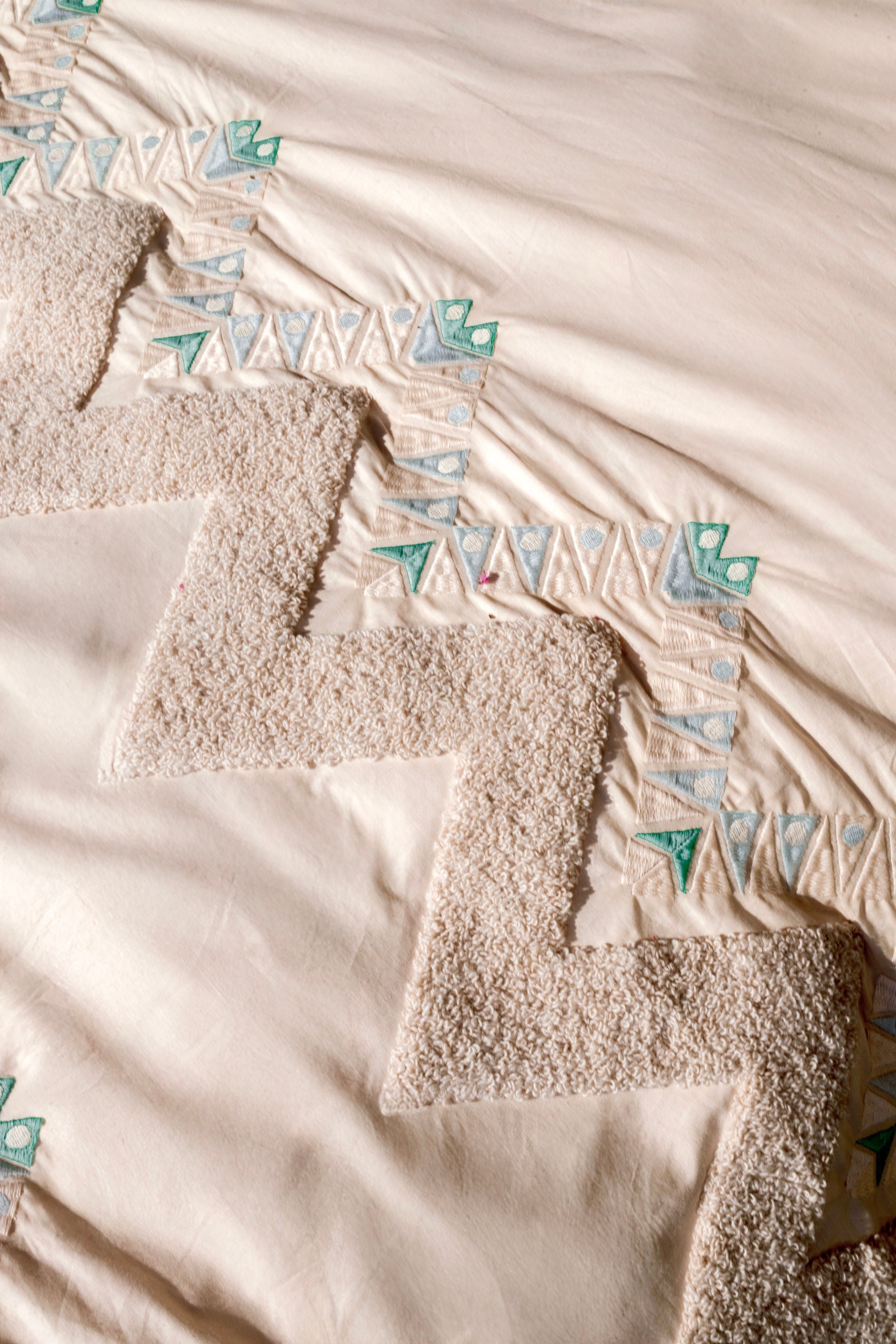 Waves Tufted and Embroidered Duvet Set