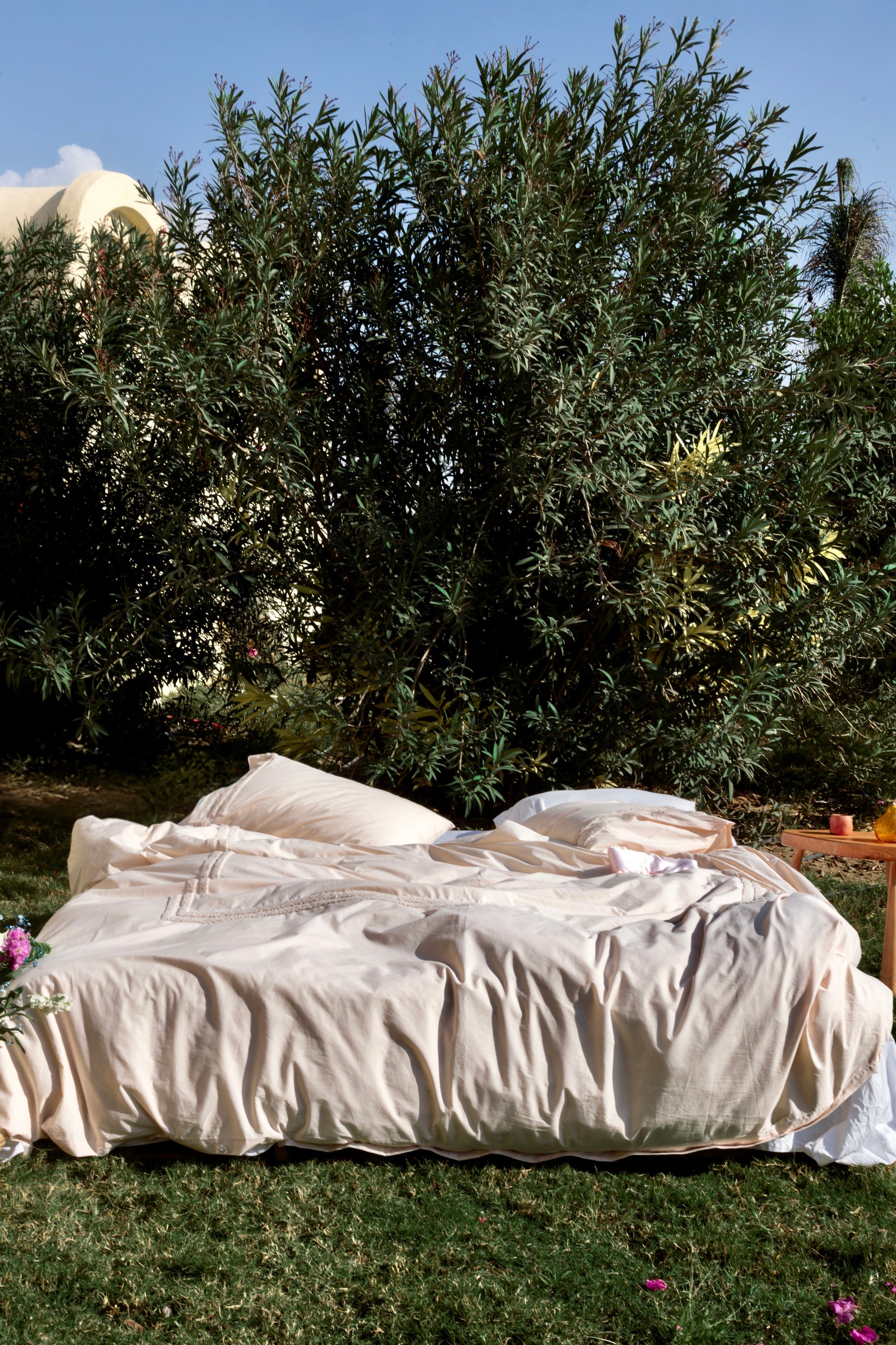 Simple Border Tufted Duvet Set in Percale