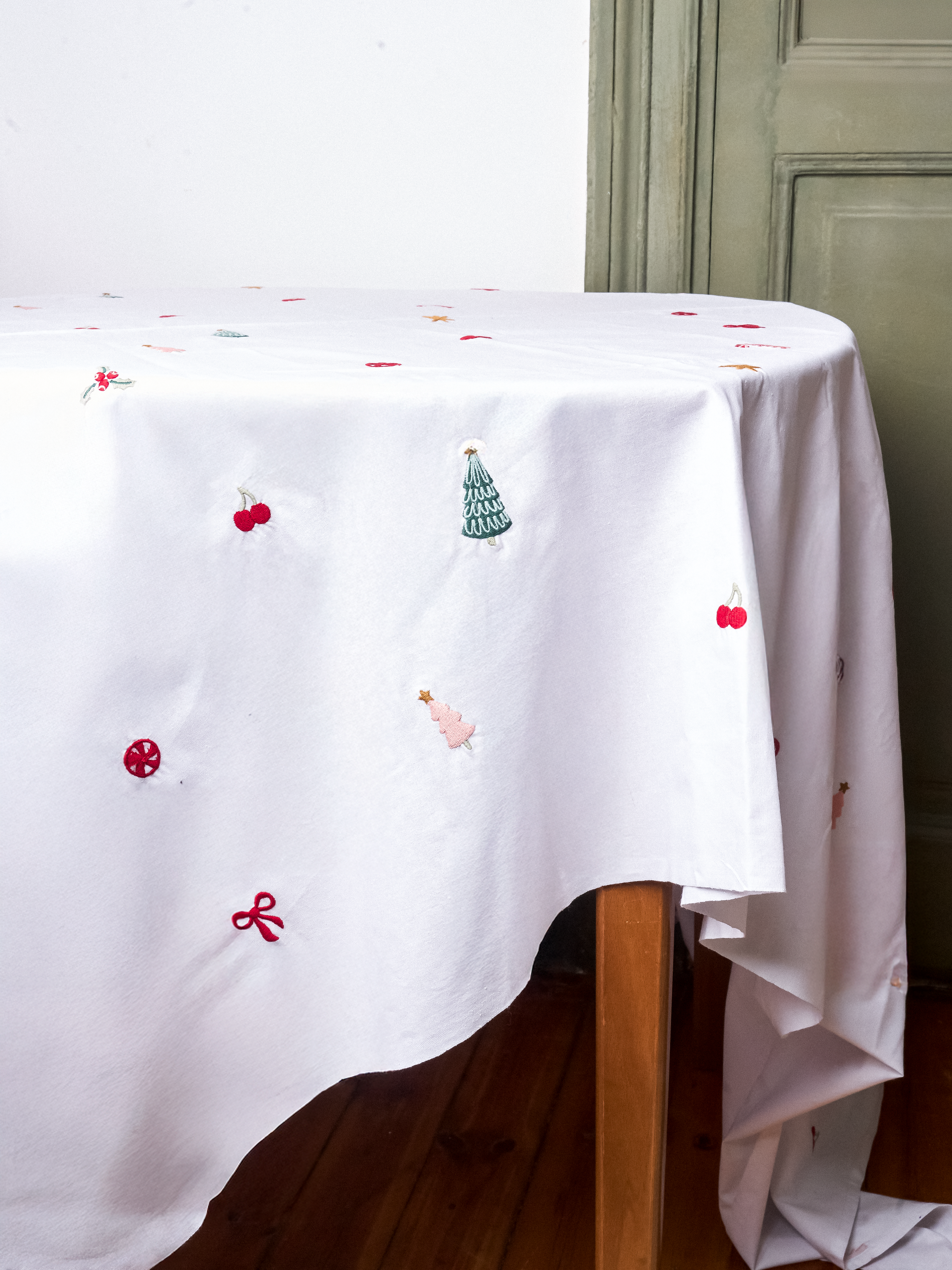 The Little Tree Tablecloth