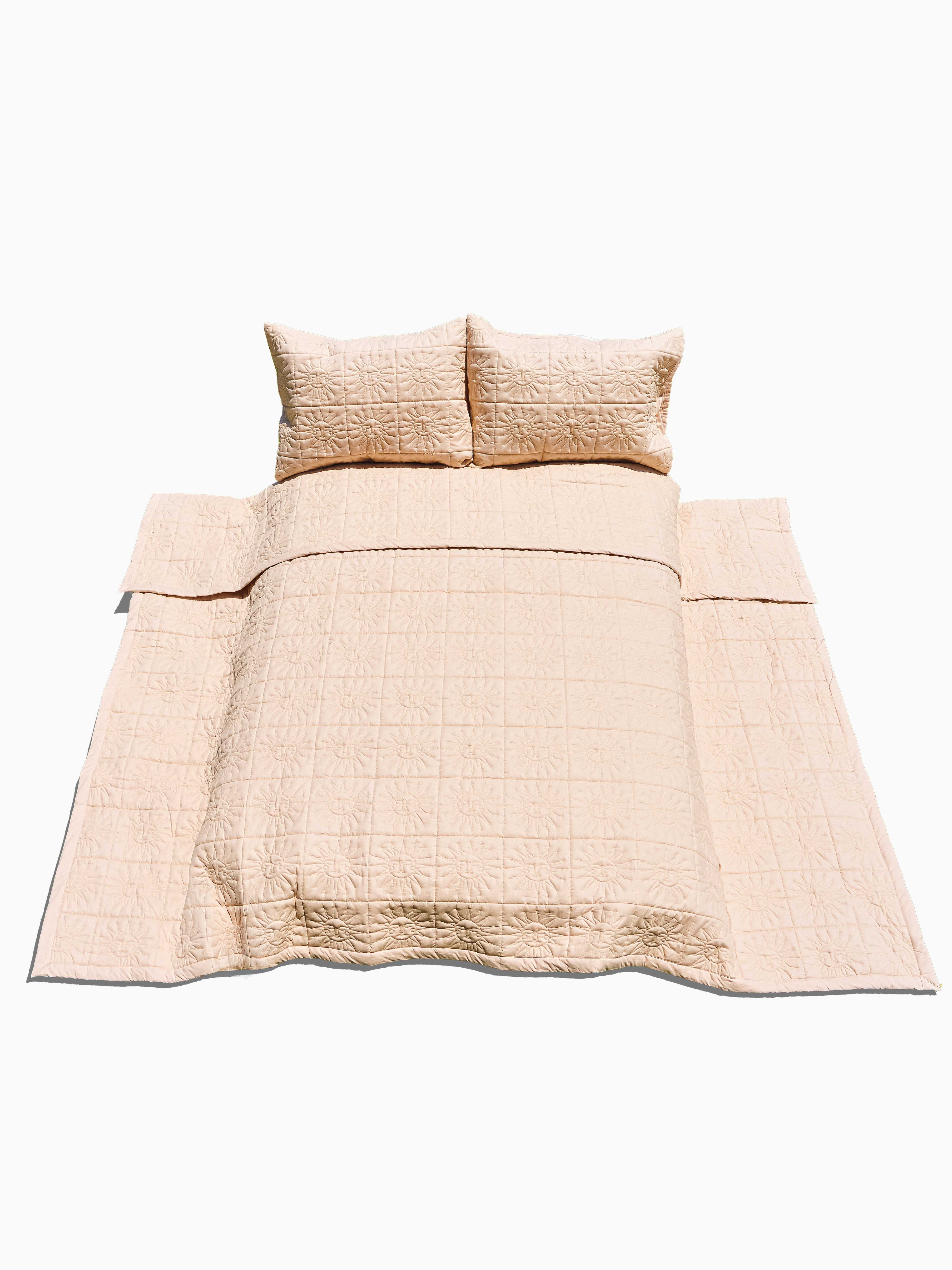 Sunshine Quilt in Offwhite