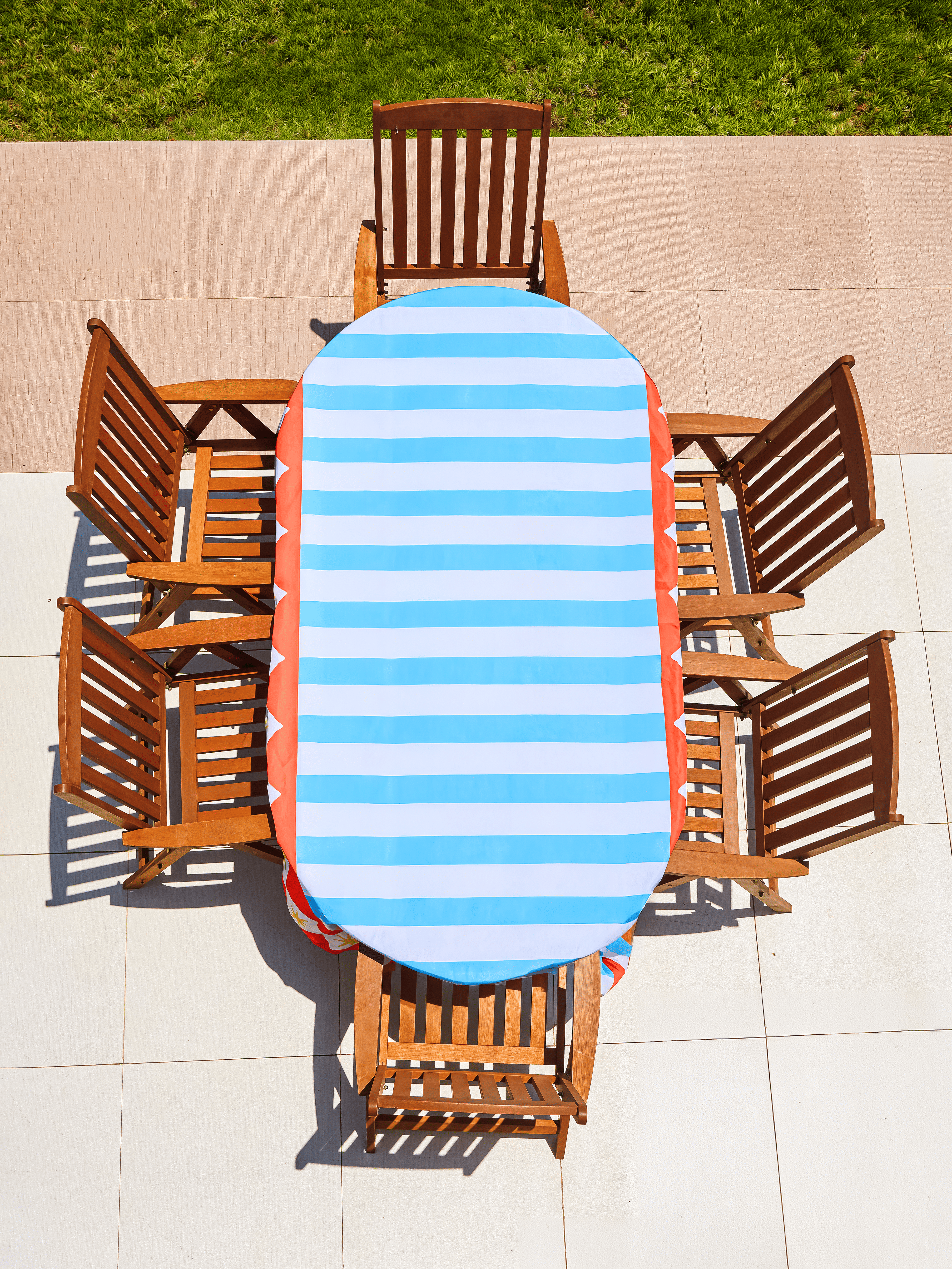 Heatwave Waterproof Tablecloth