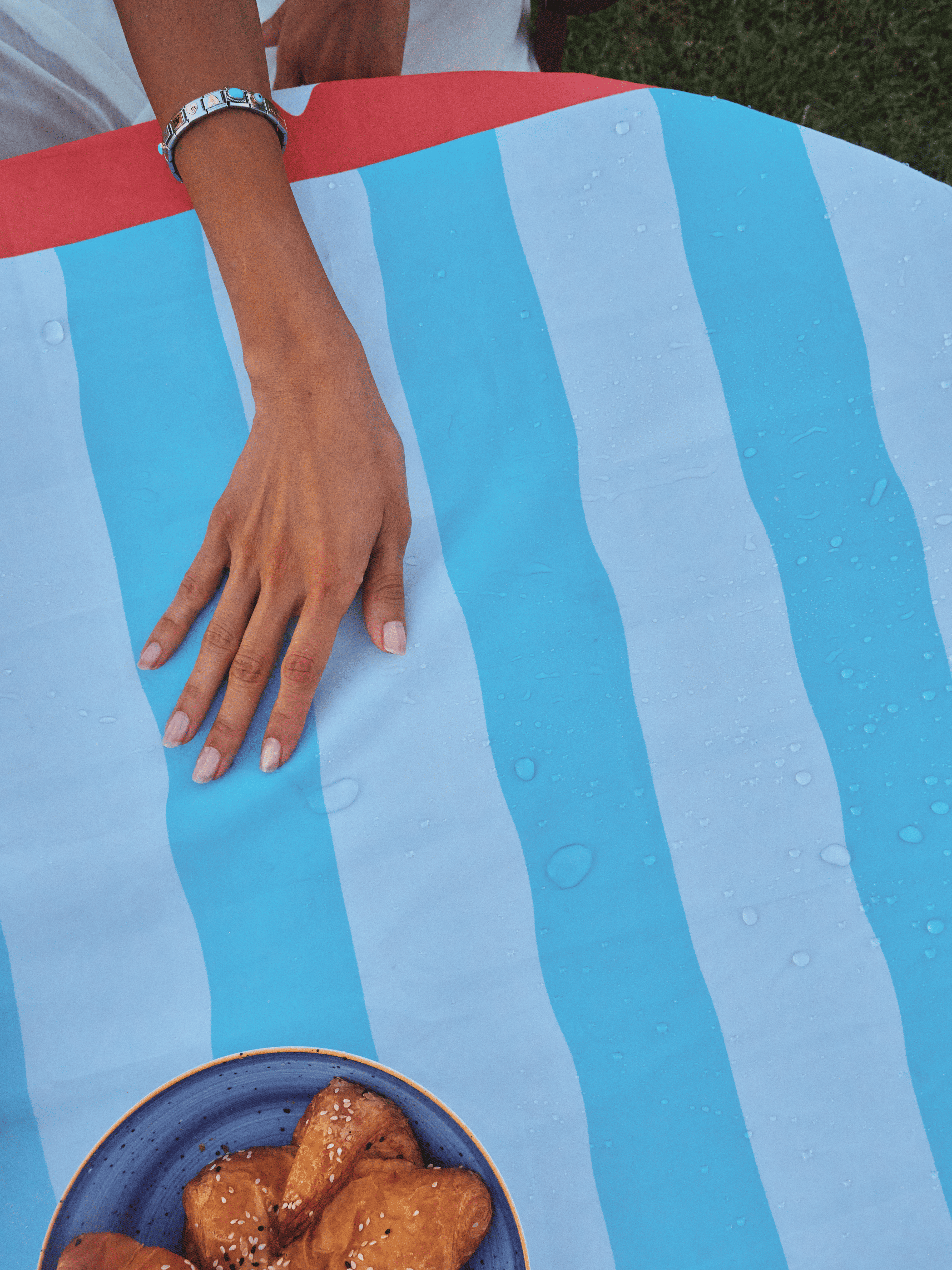 Heatwave Waterproof Tablecloth