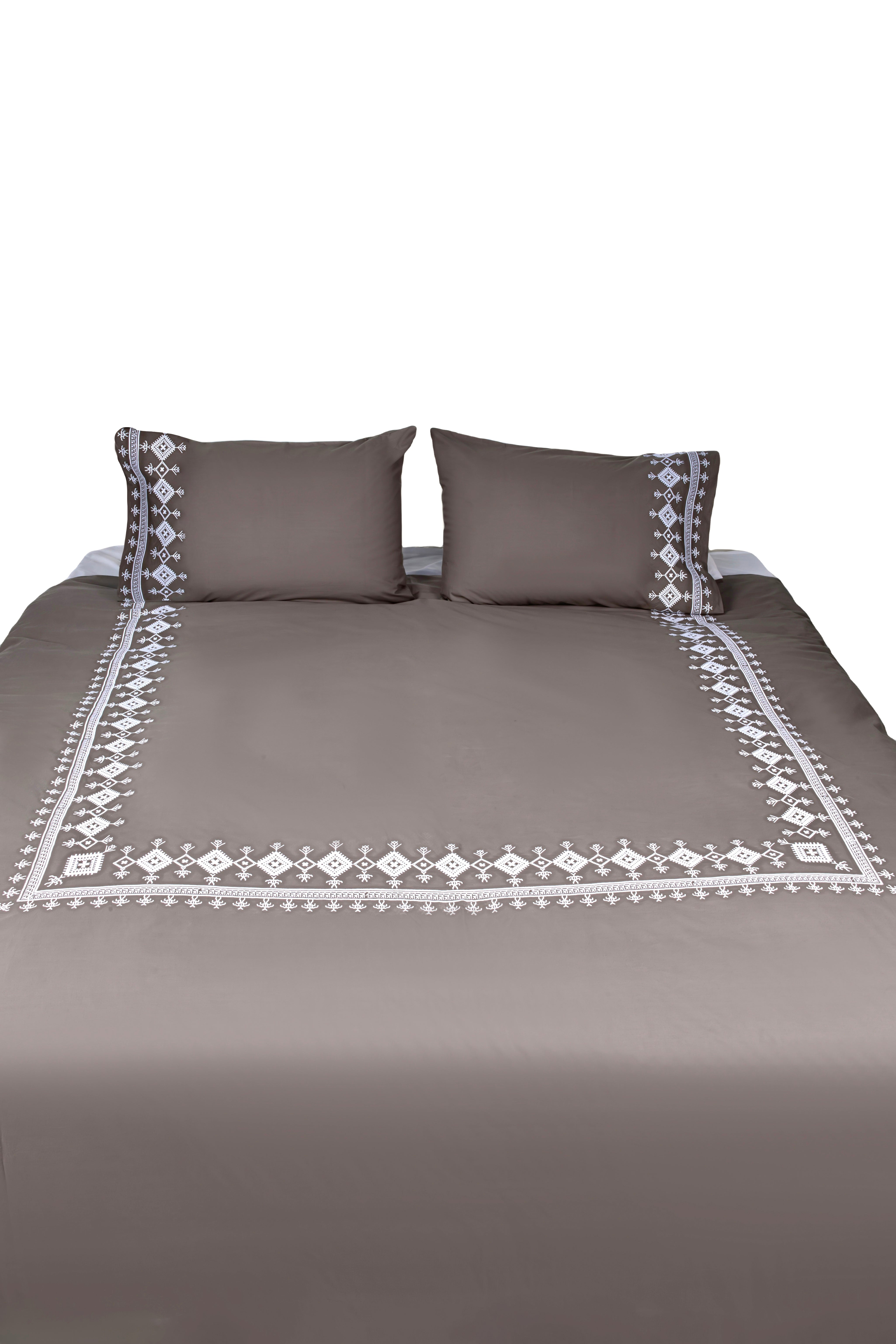 Siwa Dreams Embroidered Duvet Set in Grey Percale