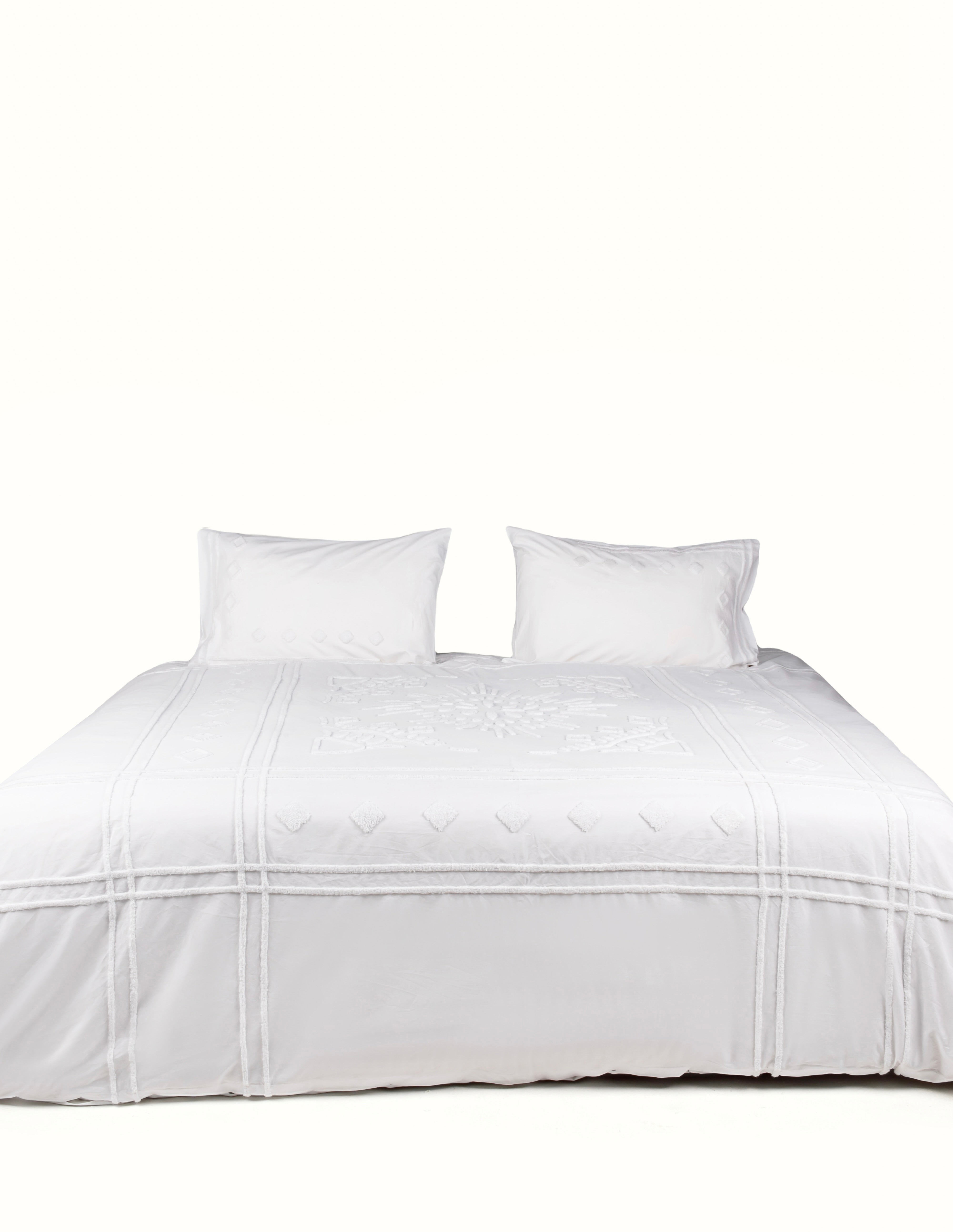 Boho Tufted Duvet Set in White