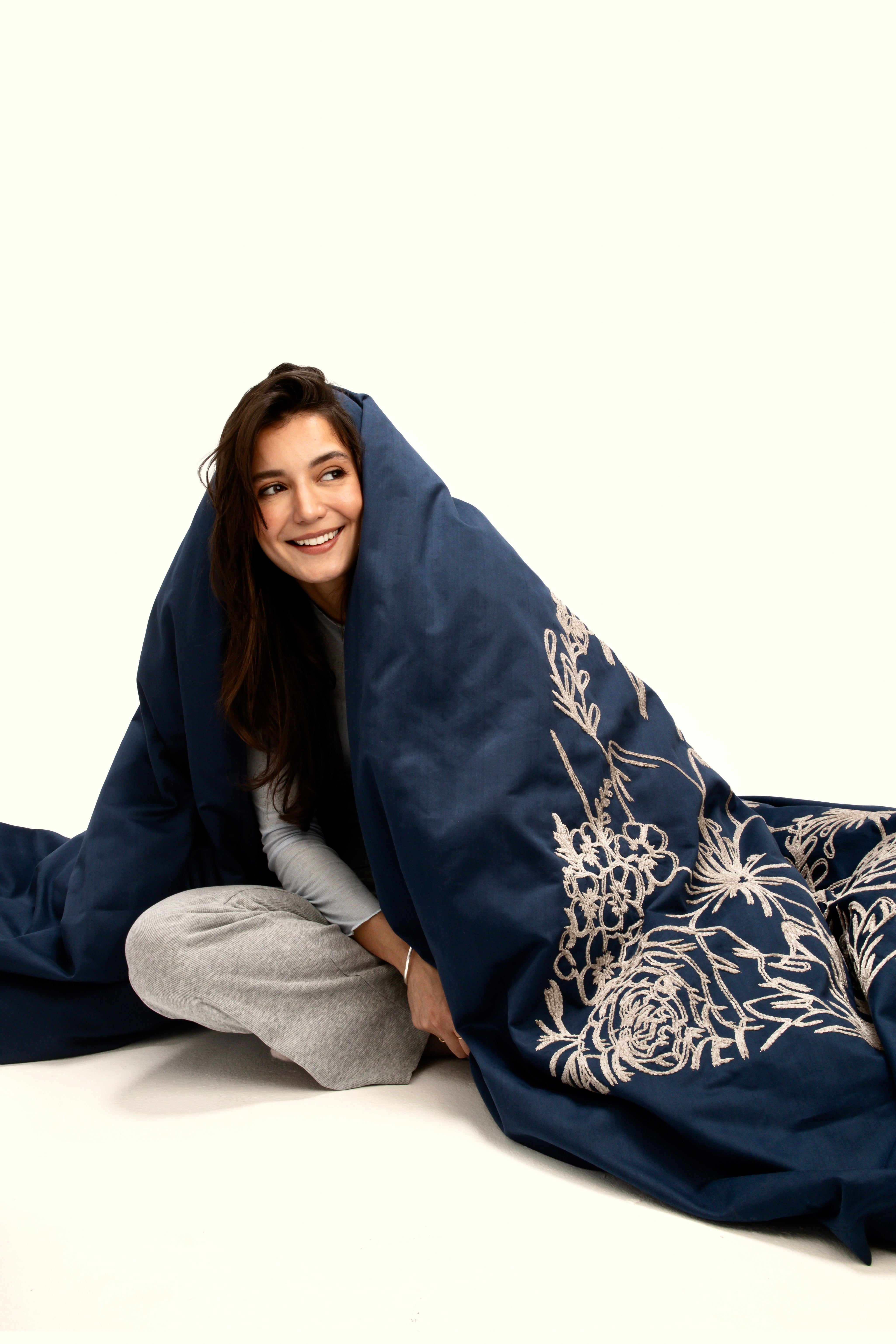 Floral Illusion Chenille Embroidered Duvet Set in Midnight Blue