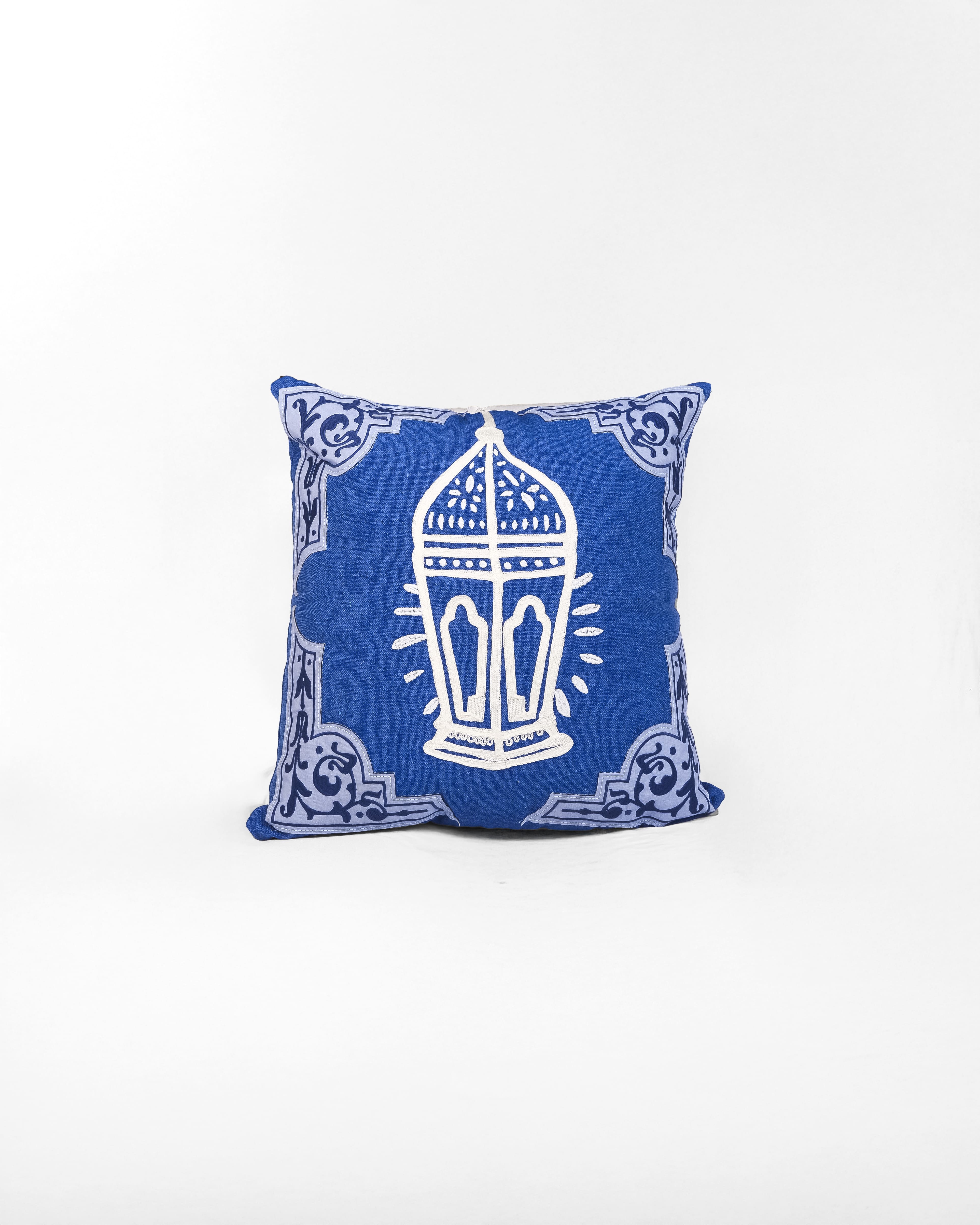 7alo ya 7alo - The Lantern Glow Cushion