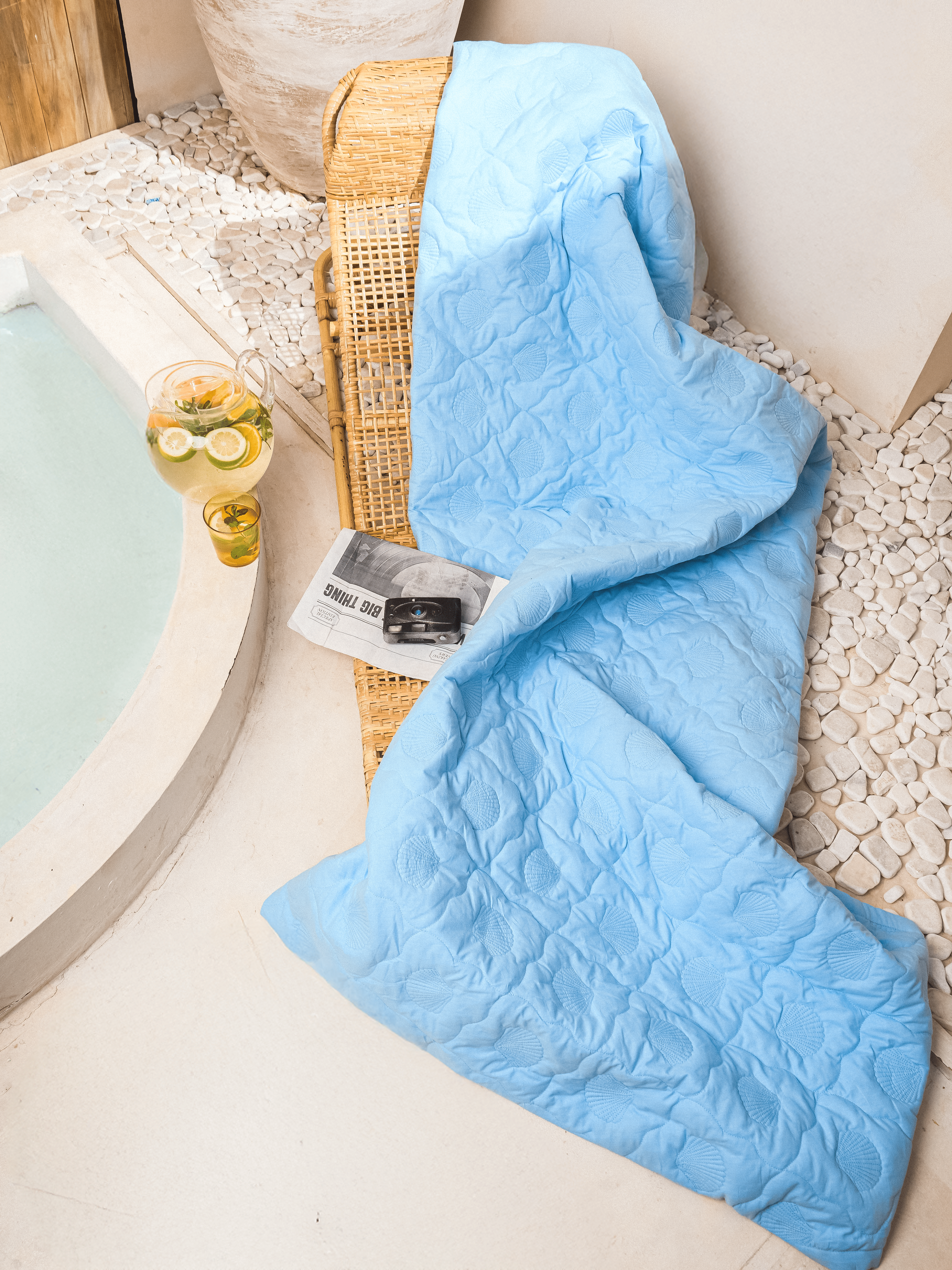 Seashell Quilt in Sky Blue