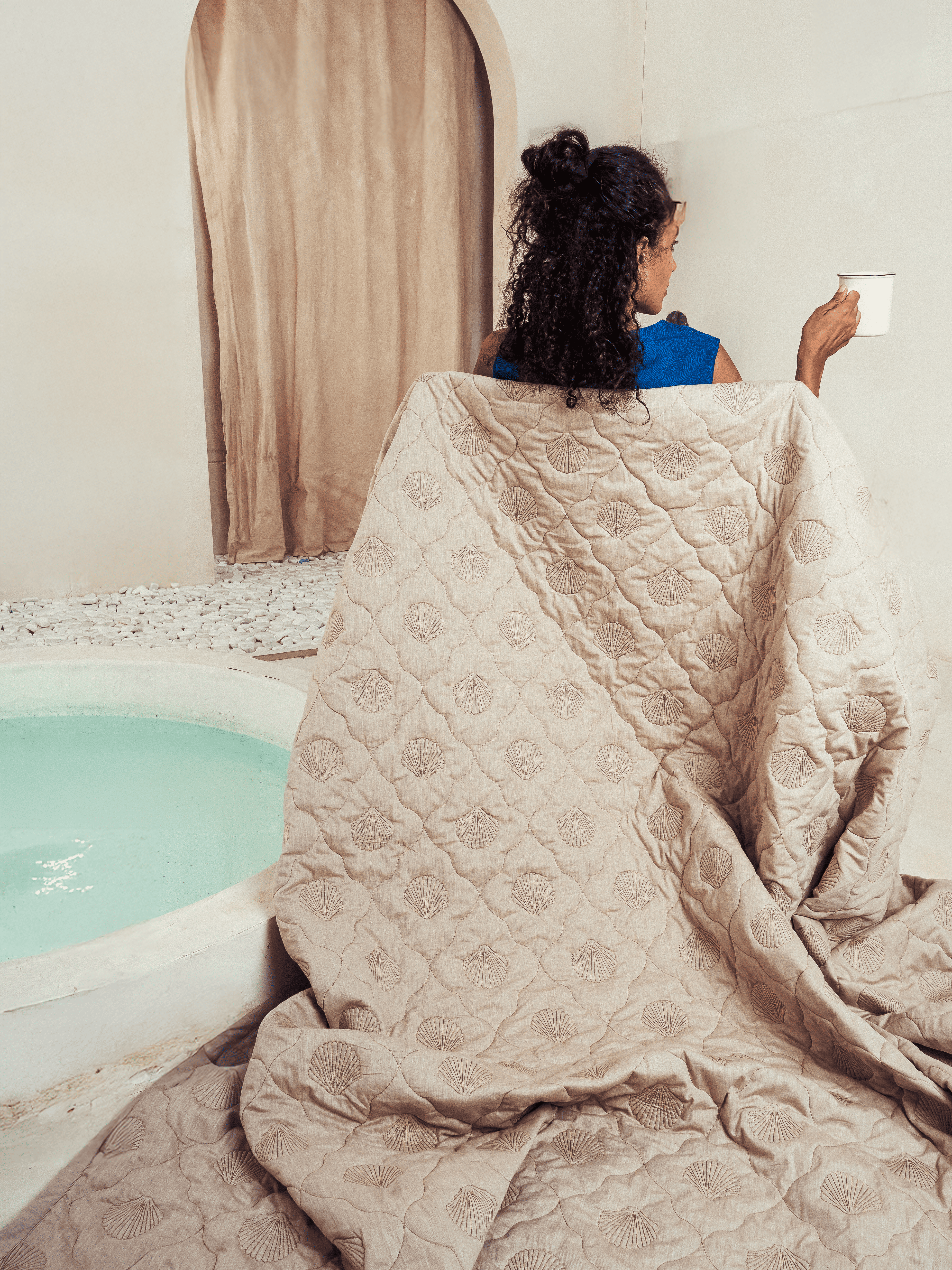 Seashell Quilt in Beige
