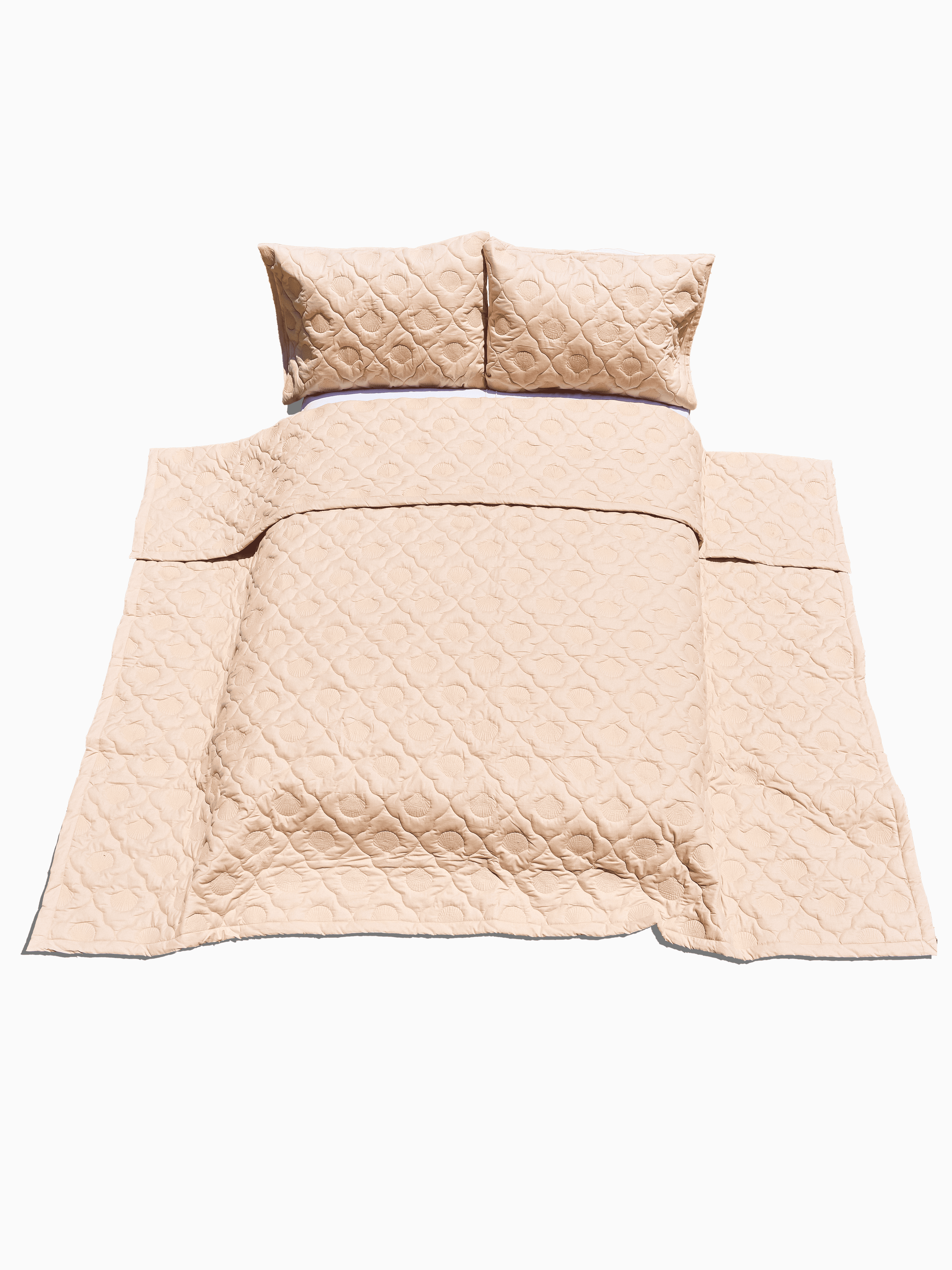 Seashell Quilt in Offwhite